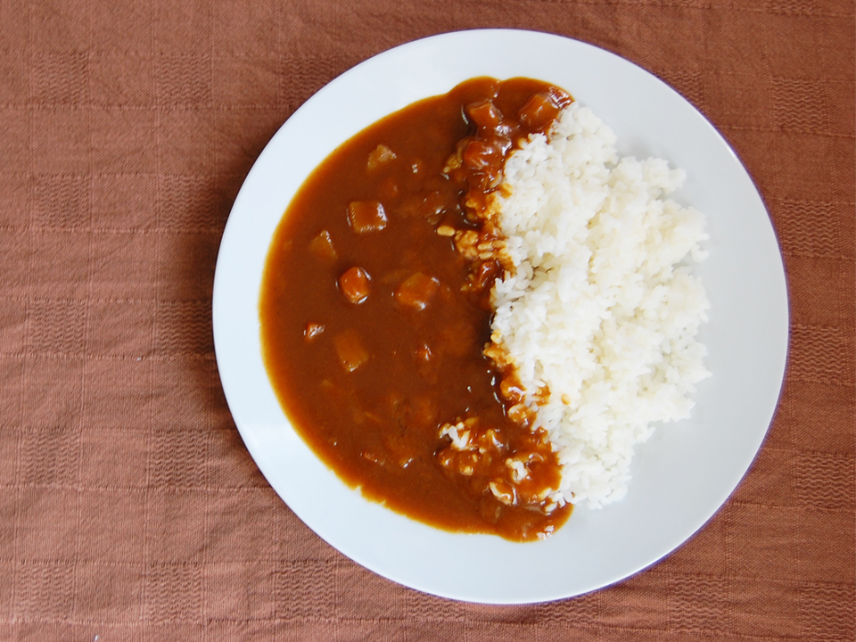 カレーが腐った場合どうなるの？粘り気や味、見た目について